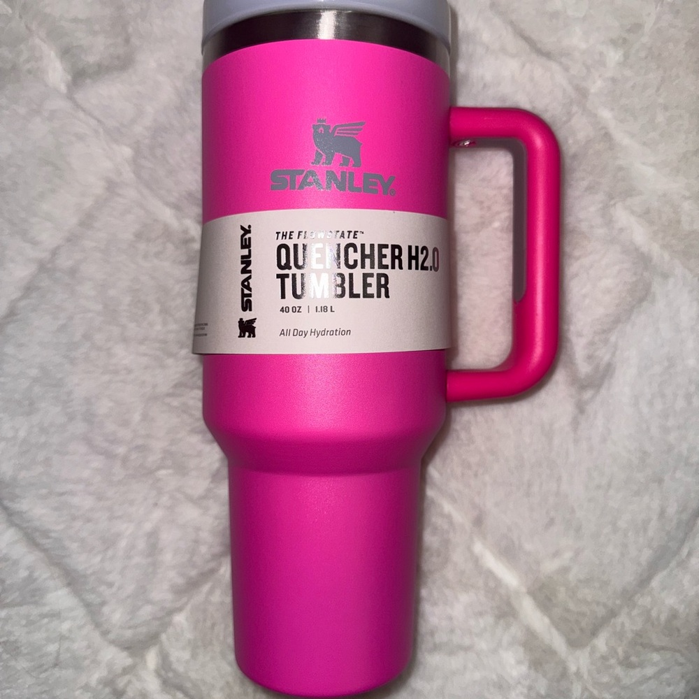 Stanley Pink Quencher H2.0 Tumbler